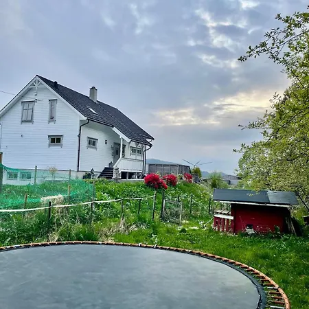 Summer With Heated Pool 50 Min From Bergen * Valestrandsfossen